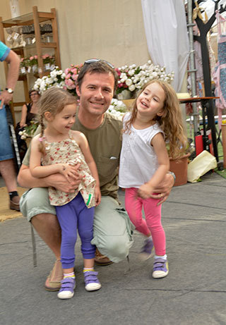 Cristián Venegas Puga, Elisa y Claudia Venegas Puga