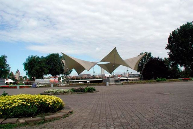 Fuente de la danza. Colonia, Alemania (1957)