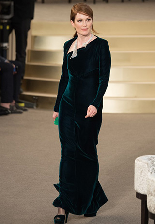 Julianne Moore en el desfile de Chanel