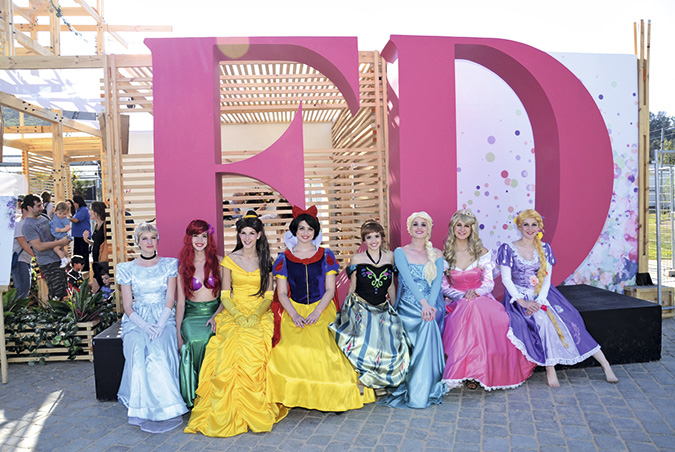 Disney también estuvo presente con todas sus princesas