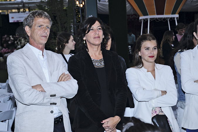 Marcos Labran, presidente de Casa Foa, Magdalena Montero y Gloria Labran