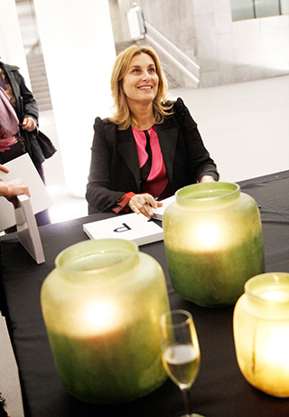 Paula Gutiérrez en el lanzamiento de su libro