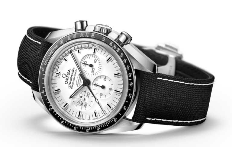 snoopy moonwatch