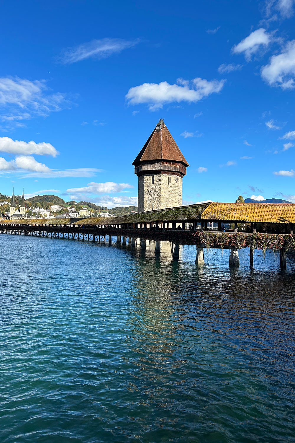 _lucerna-puente-de-la-capilla