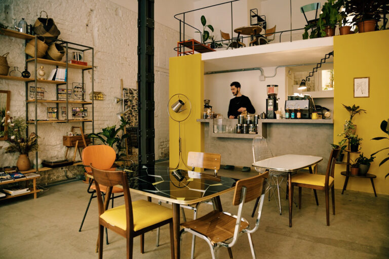 Cafeterías de especialidad en Madrid que fusionan arquitectura e ...